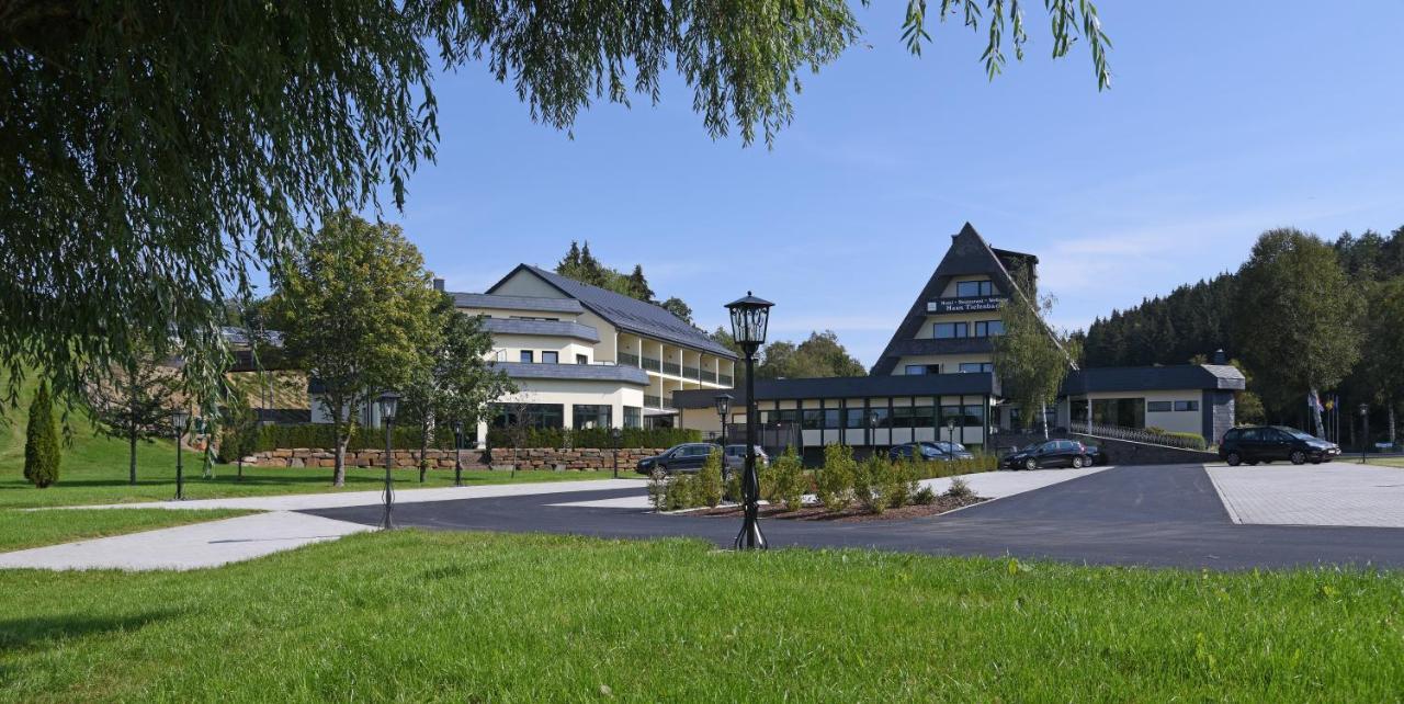 Hotel Haus Tiefenbach Büllingen Dış mekan fotoğraf