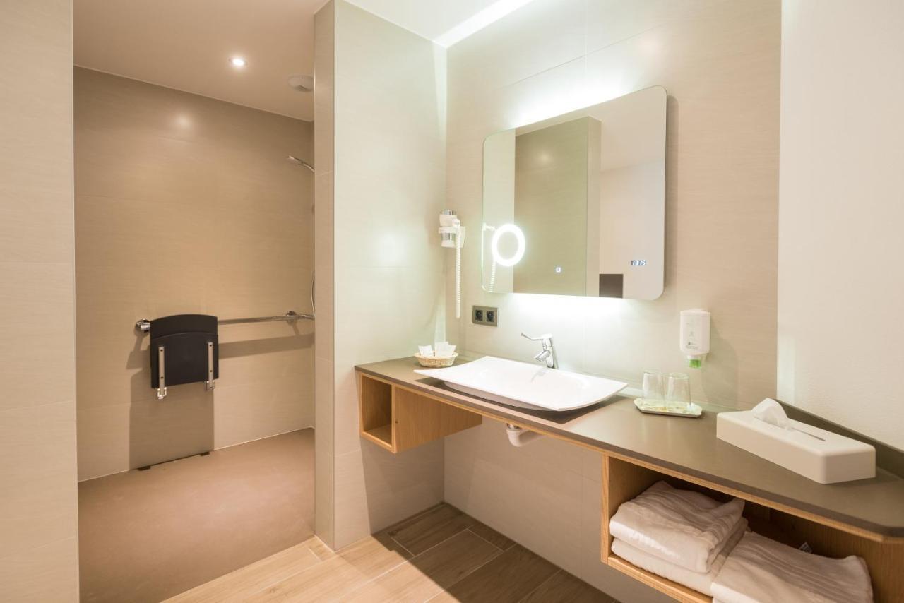 Hotel Haus Tiefenbach Büllingen Dış mekan fotoğraf