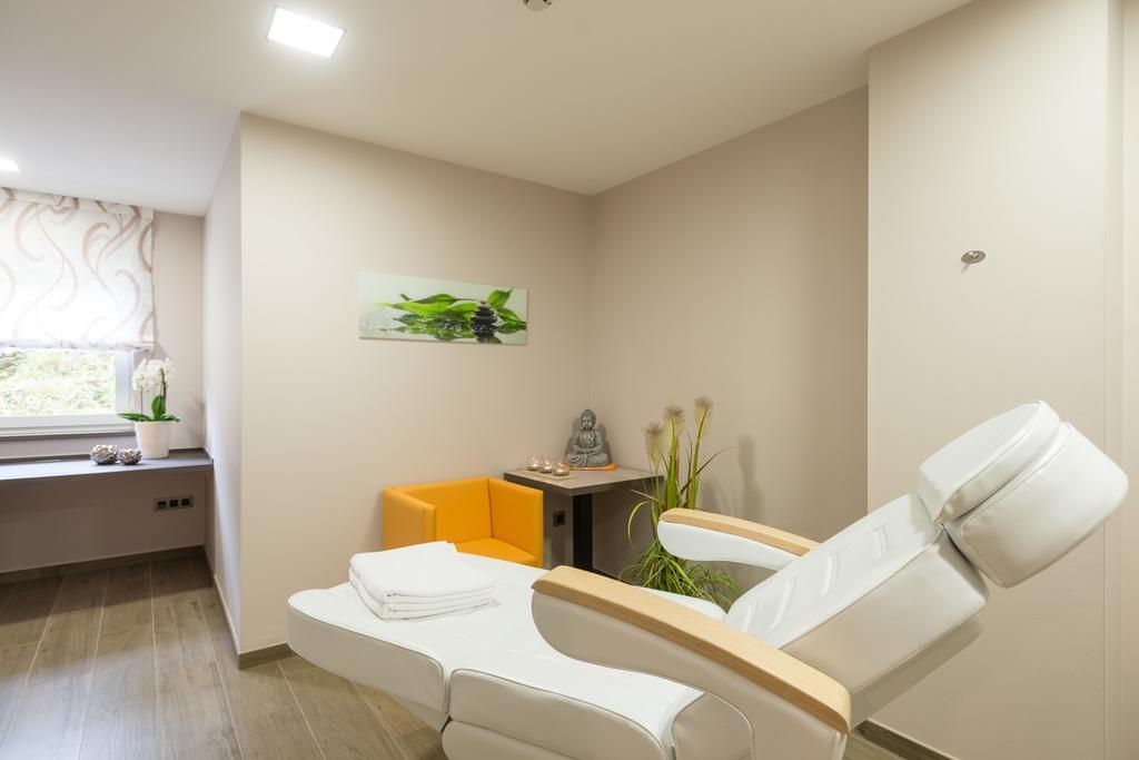 Hotel Haus Tiefenbach Büllingen Dış mekan fotoğraf