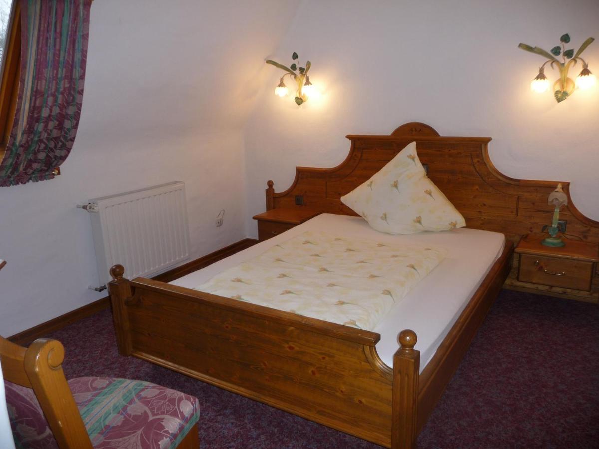 Hotel Haus Tiefenbach Büllingen Dış mekan fotoğraf